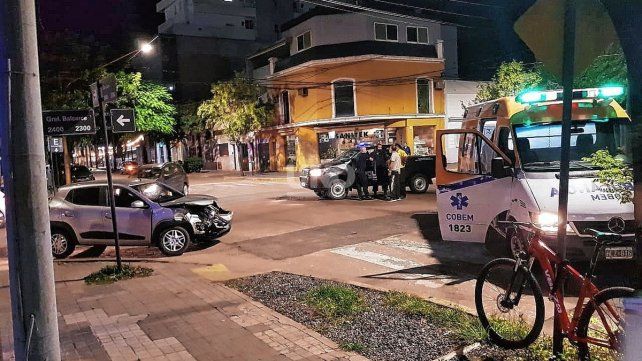 El accidente entre dos automovilistas en la Recoleta santafesina. 