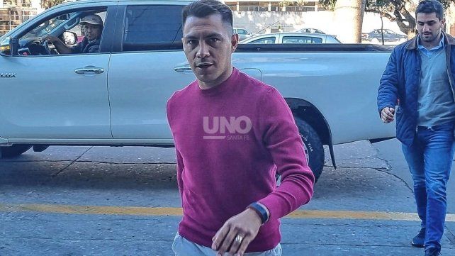 Ángel Cardozo Lucena completó la revisión médica y firmó su contrato con Colón.