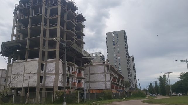 Obras del Procrear II paralizadas en el Parque Federal