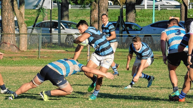 Universitario de Rosario logr&oacute; los 21 puntos a partir del apertura Pedro Gonz&aacute;lez Fresneda.