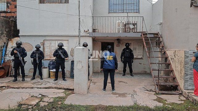 Allanamientos con resultados positivos por los robos a la clínica de Nefrología de Santa Fe.