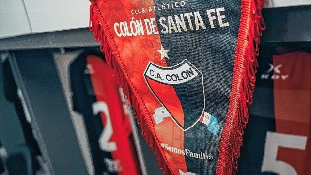 Col&oacute;n prepara la presentaci&oacute;n de la nueva indumentaria para 2024.