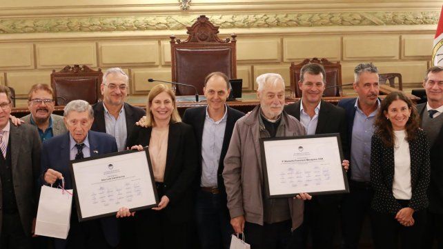 Emotivo homenaje a Landriscina y Menapace, dos hacedores de la cultura popular