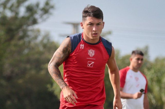 No es descabellado que Mateo Del Blanco salte desde la defensa al mediocampo de Uni&oacute;n para armar una sociedad con Bruno Pitt&oacute;n.