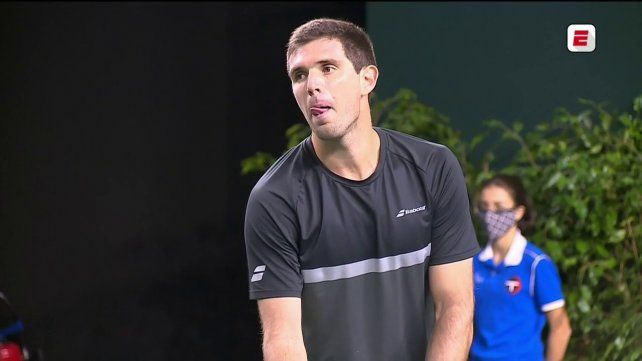 Federico Delbonis, quien lleg&oacute; desde la qualy, qued&oacute; eliminado del Masters 1000 de Par&iacute;s.