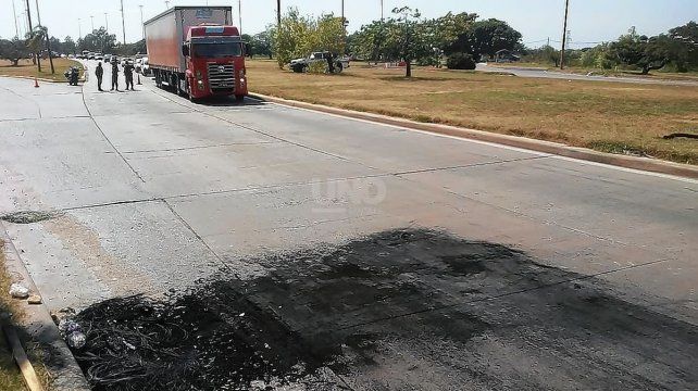 Después de casi tres horas de corte, decidieron levantarlo a la espera de ser escuchados.
