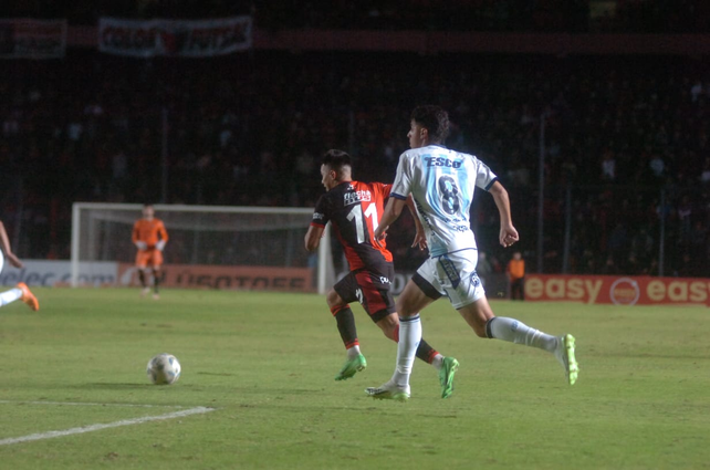 Ignacio Lago marcó el gol del triunfo de Colón ante Atlético de Rafaela.