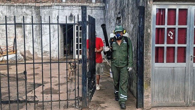 Caso de dengue en barrio Altos del Valle.