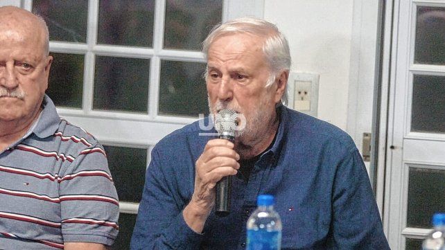 El presidente de Colón prefirió no hablar de un nuevo DT y le dio el apoyo a Marini.