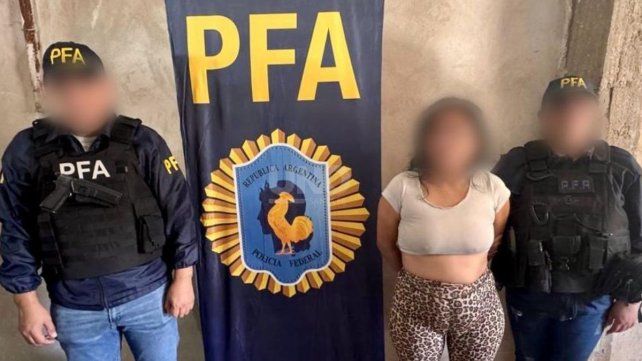 Desmantelaron redes narcos vinculadas a la banda Los Monos en Rosario Desmantelaron redes narcos vinculadas a la banda Los Monos en Rosario