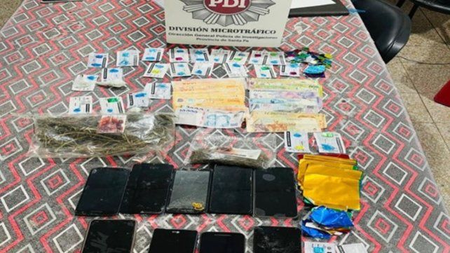 En el lugar secuestraron marihuana, cocaína y demás elementos de interés para la causa