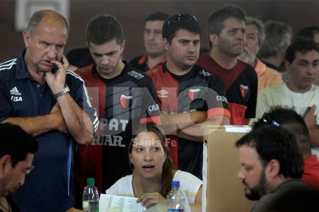 Colón se prepara para las elecciones del próximo domingo, con seis listas. Colón se prepara para las elecciones del próximo domingo, con seis listas.