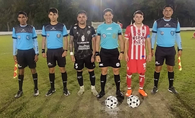 En el predio Nery Pumpido, Unión superó a Academia por 5 a 0, y acumula 10 puntos en la zona 1.