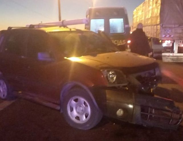 Dos automóviles chocaron sobre la ruta 168 tuvo y un hombre de unos 56 años falleció.