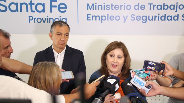 El ministro de Trabajo Juan Manuel Pusineri y la ministra de Educación, Adriana Cantero 