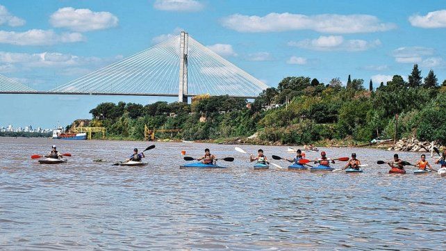 La competencia se llevó a cabo en Granadero Baigorria y contó con un récord de 170 palistas de diferentes puntos de la región.