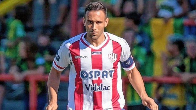 Con la llegada de Madel&oacute;n, Corval&aacute;n dej&oacute; de ser el capit&aacute;n de Uni&oacute;n.