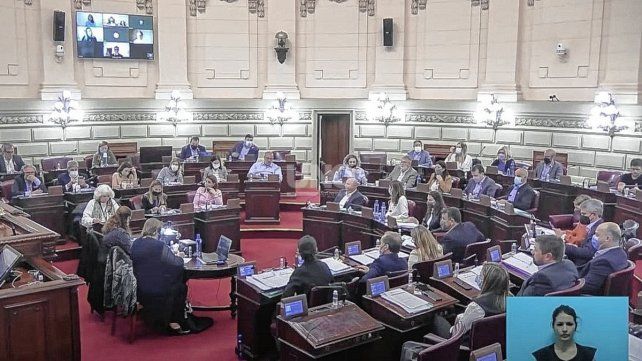 En la sesión del 7 de octubre del año pasado aún se podía ver a socialistas y UCR Evolución compartir las bancas.