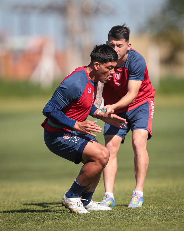 Unión compraría a Diego Díaz.