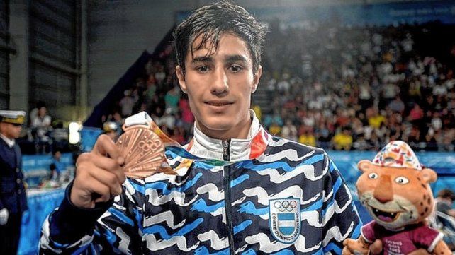 El boxeador santafesino, oriundo de Arroyo Seco, Mirco Cuello, peleará ante el alemán Shadalov en la categoría peso pluma.