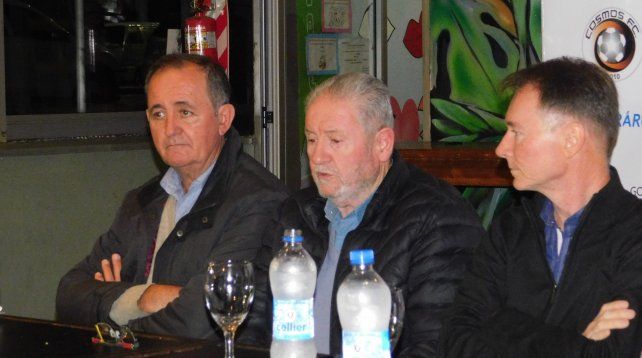 Los intendentes de Recreo (Colombo) y Monte Vera (Pallero) brindaron su apoyo a la realización del torneo de fútbol infantil.