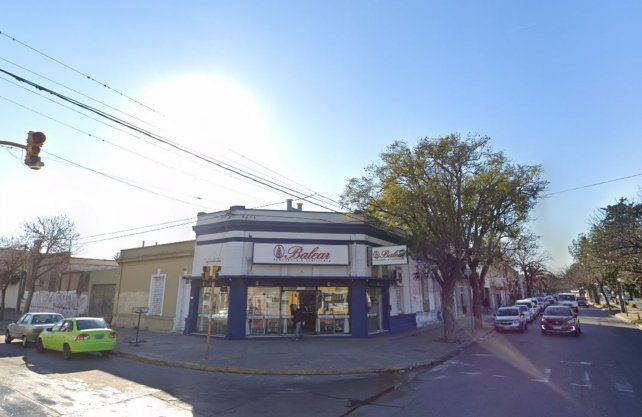 Nuevamente robaron en una sucursal de la panadería Balear en Santa Fe. Foto: Google Street View