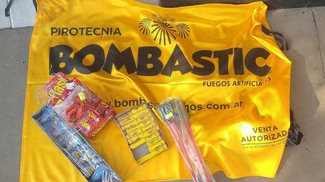 Los elementos secuestrados por la policía en el control por pirotecnia en la ciudad
