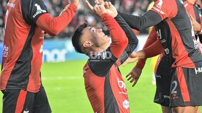 Lértora volvió al gol en Colón. Lértora volvió al gol en Colón.