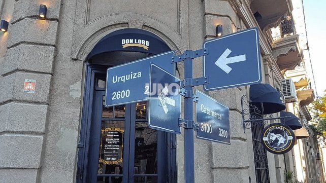 Robaron la barbería Don Lobo a punta de pistola amenazando a todos los clientes y empleados del lugar.