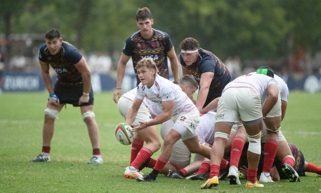 El medio scrum de Tilcara de Paraná, Lautaro Cipriani, integra el equipo de Dogos que ganó en Benavídez. 