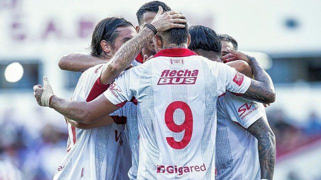 Unión dejó muchas cosas en el haber, pero también en el debe en su triunfo ante Alianza Lima. Unión dejó muchas cosas en el haber, pero también en el debe en su triunfo ante Alianza Lima.