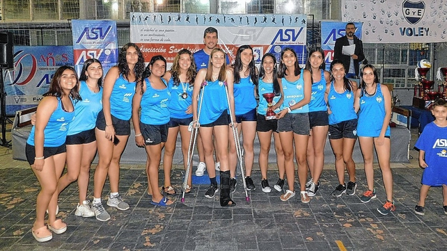 Villa Dora fue el subcampe&oacute;n en la rama femenina, pero tambi&eacute;n se adjudic&oacute; la copa Conjunto general, por su destaca temporada deportiva.