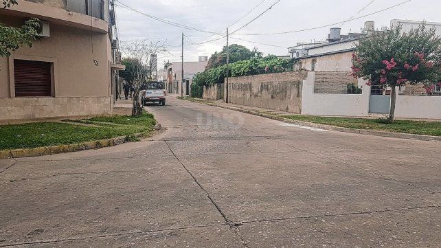 El lugar en dónde sucedió la brutal agresión a la joven y a Mario, vecino del barrio. 