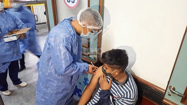 El hospital de niños funcionará como vacunatorio para menores de entre 12 a 17 años.