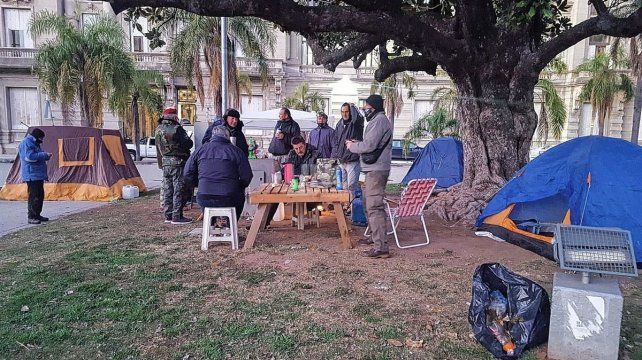 El acampe de agrupaciones de combatientes de Malvinas.