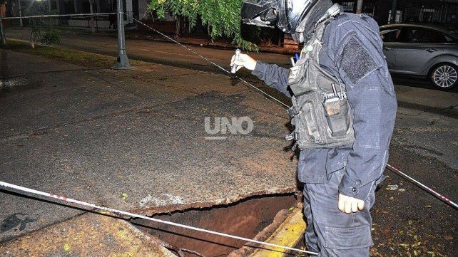 Assa vinculó el socavón de bulevard y 9 de julio con las últimas lluvias