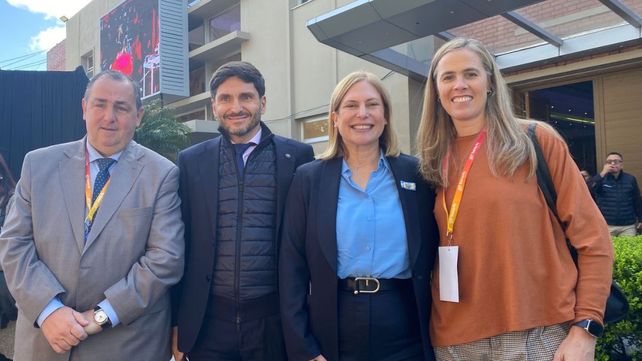 Casi 100 empresas de Santa Fe participan del foro internacional de negocios en Rosario: alianzas internacionales en juego