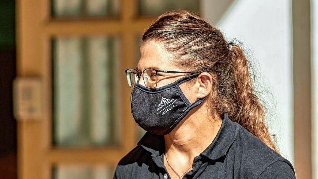 “Me hacen sentir bien como persona”, dice Peque, embajadora de este programa solidario que refaccionará el Hogar El Alba.