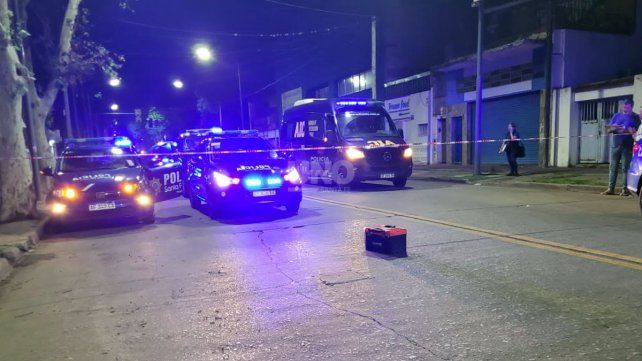 Un hombre de 69 años mató de un balazo a uno de los dos ladrones que ingresaron a su vivienda en la zona norte de la ciudad de Rosario