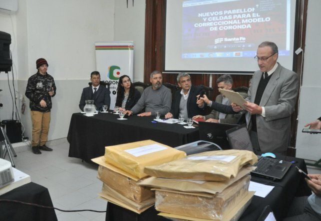 Se presentaron 13 ofertas para construir pabellones de aislamiento y m&aacute;s celdas en la c&aacute;rcel de Coronda.