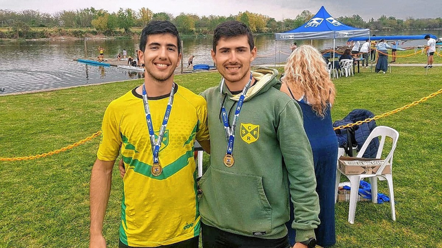 Los laguneros Bruno Amer y Germán Amer ganaron en el doble par masculino sub 23 peso ligero. Los laguneros Bruno Amer y Germán Amer ganaron en el doble par masculino sub 23 peso ligero.