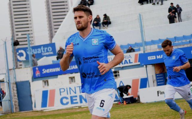 El defensor de Estudiantes de Río Cuarto, Gonzalo Maffini, admitió que tuvo sondeos de Colón.