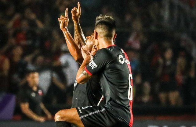 Con su gran campa&ntilde;a en la Copa de la Liga, Col&oacute;n sue&ntilde;a con el t&iacute;tulo y tambi&eacute;n con volver a jugar la Libertadores.