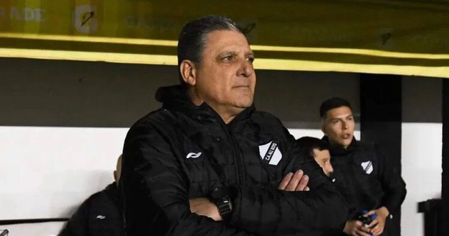 El DT de All Boys palpitó el partido ante Colón.