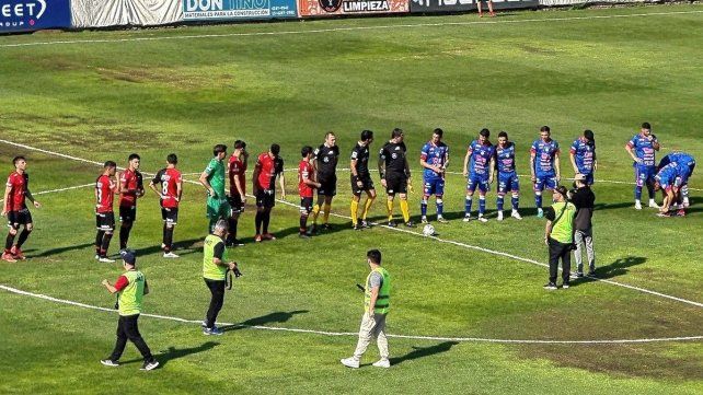 Col&oacute;n se arrastr&oacute; y perdi&oacute; contra Talleres de Remedios de Escalada.