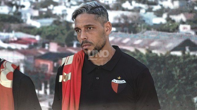 Jonathan Sandoval tendr&iacute;a todo avanzado para dejar Col&oacute;n y probar suerte en Atl&eacute;tico Tucum&aacute;n.
