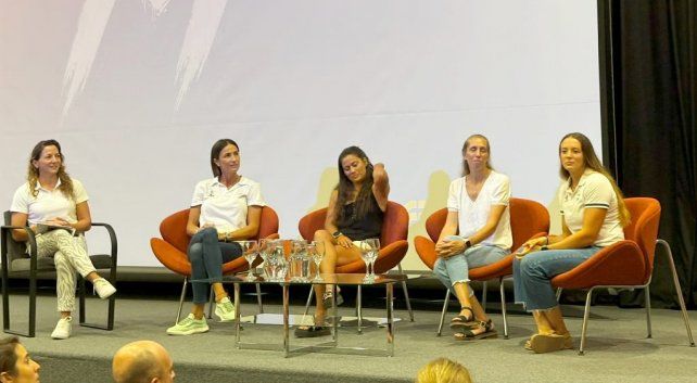 Valeria Chiaraviglio, Gisela Acuña, Celeste Puñet y Paulina Contini, mujeres destacadas del deporte santafesino.