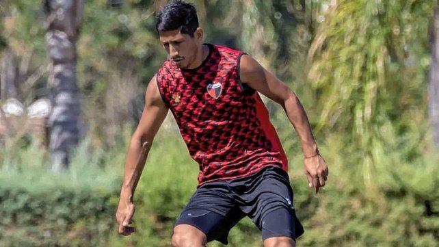 V&eacute;lez busc&oacute; en este mercado a Rodrigo Aliendro. Foto: prensa Col&oacute;n.