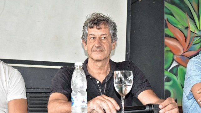 Gabriel Darrás es el primer jugador santafesino en haber salido campeón de la Liga Nacional.