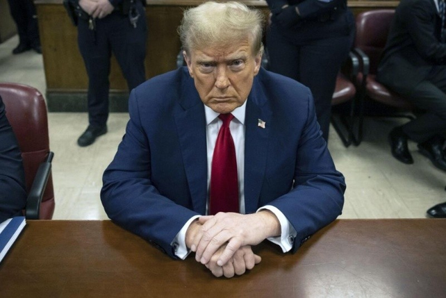 Trump&nbsp;equipar&oacute; su condena a una derrota de la supuesta "caza de brujas" que hay en su contra.